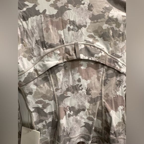 lululemon athletica Taupe Camo Zip Jacket - Picture 6 of 9